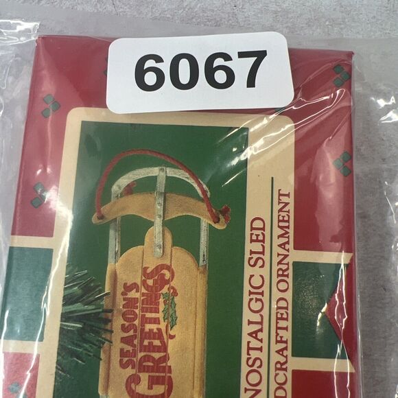 1984 Nostalgic Sled Hallmark Ornament‎ - Picture 8 of 8
